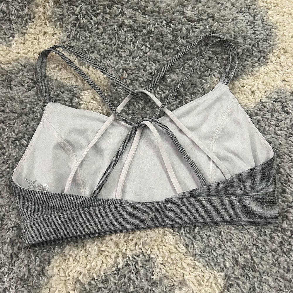 Old Navy Heather Gray Strappy Sports Bra